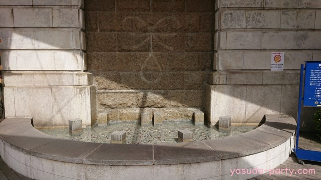 カラコロ広場 願いの泉